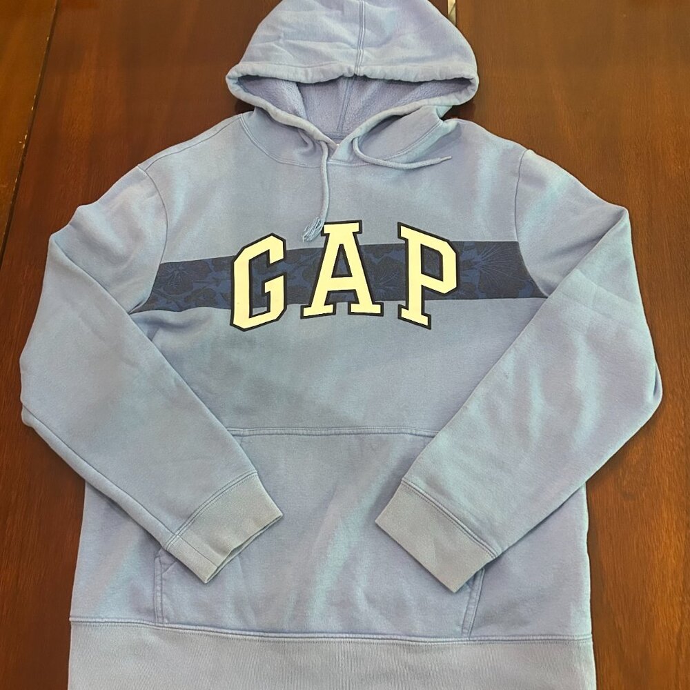 Y2K Surfwear Light Blue Gap Hoodie Size M